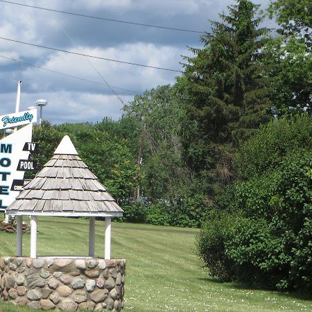 Friendly Motel Грийс Екстериор снимка